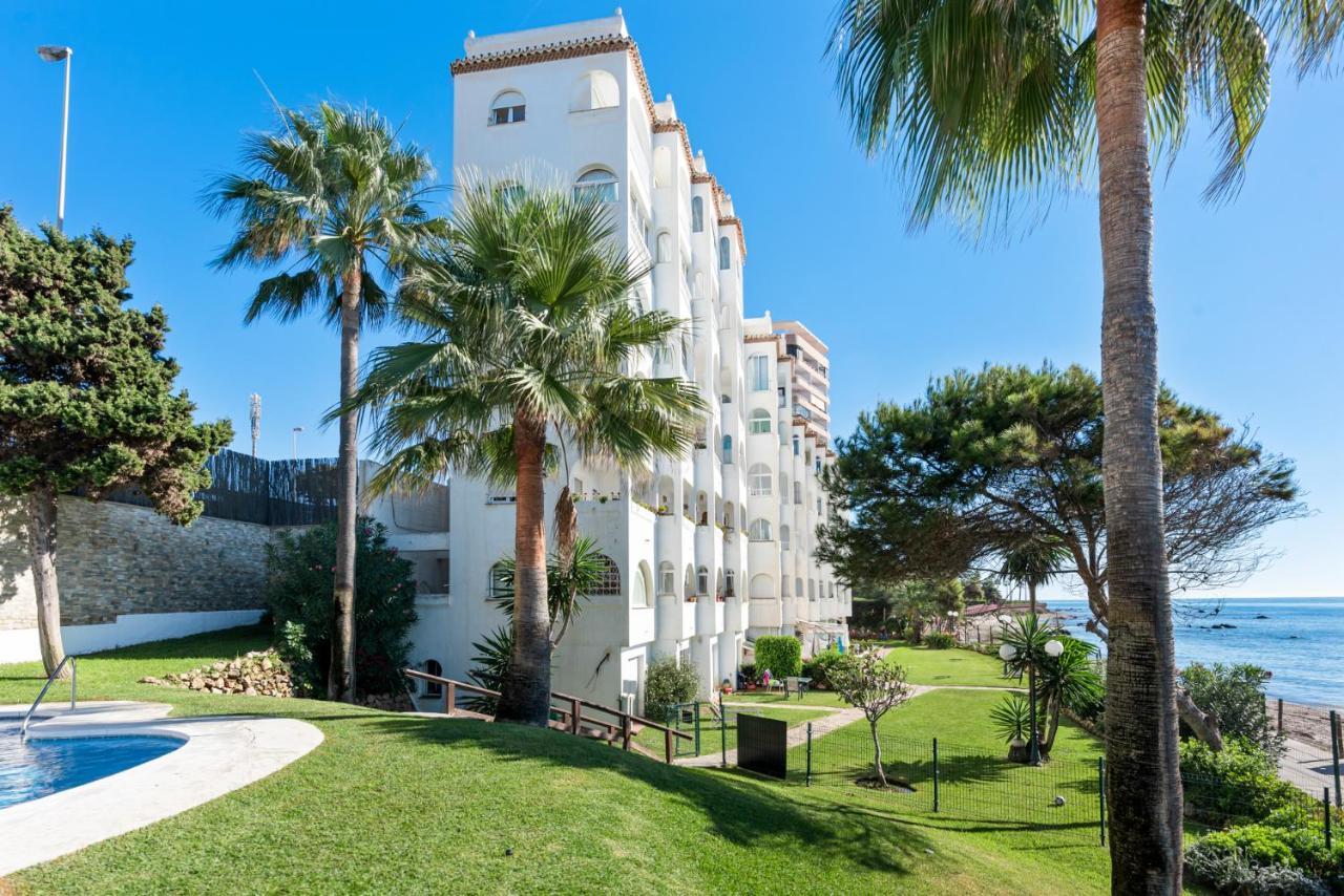 Oceanfront Mijas Apartment Exterior photo