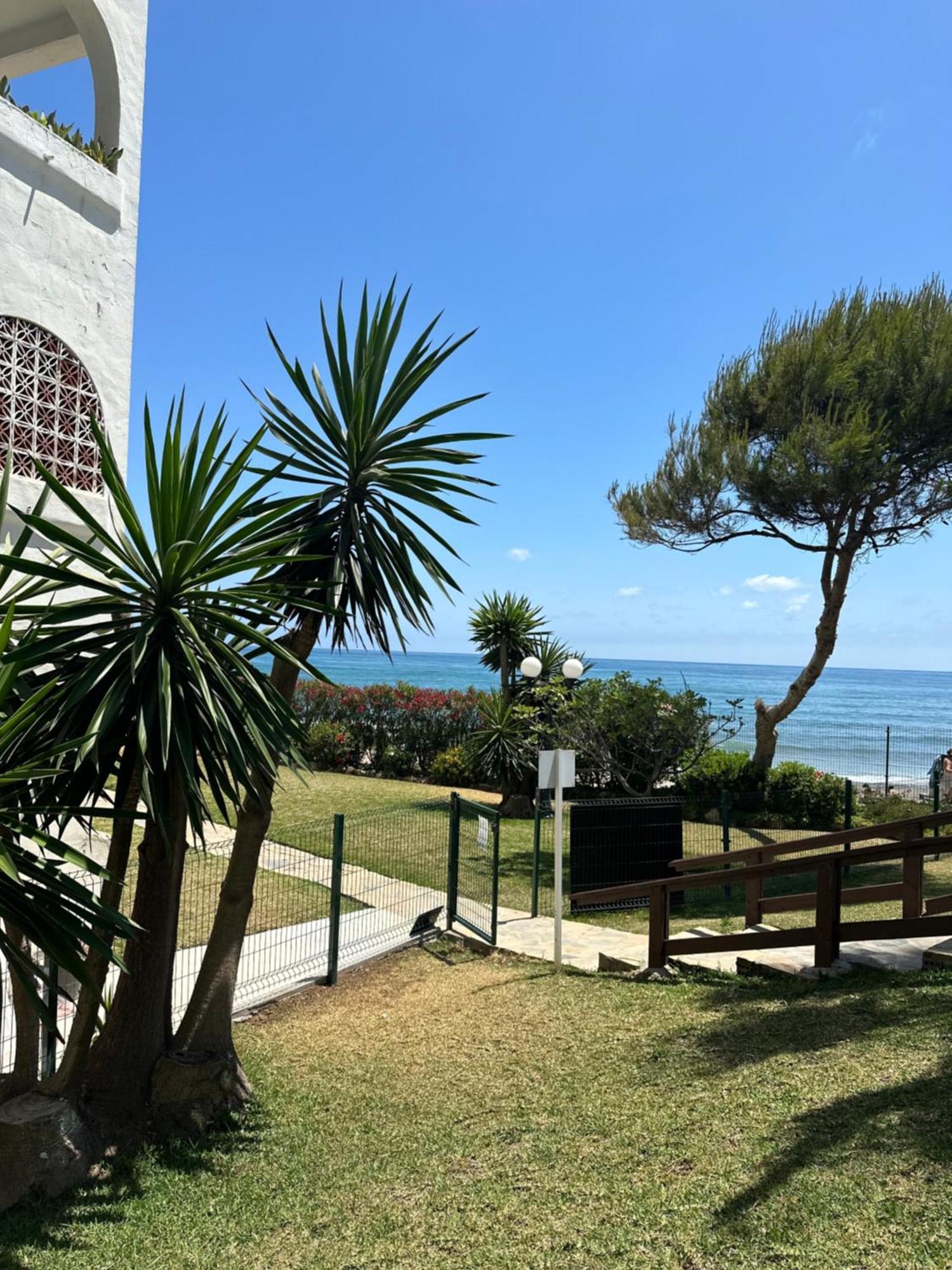 Oceanfront Mijas Apartment Exterior photo